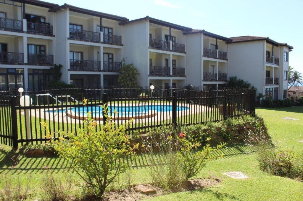 7 Topanga Apartment