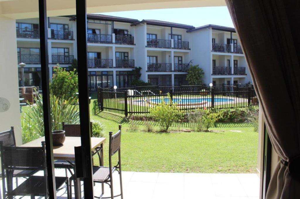 Apartment 7 Topanga Uvongo Beach